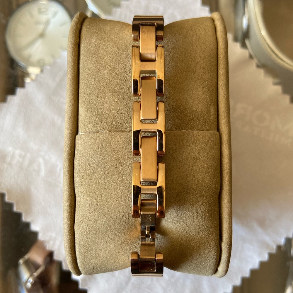 Fossil Watch - Picture 2 of 5